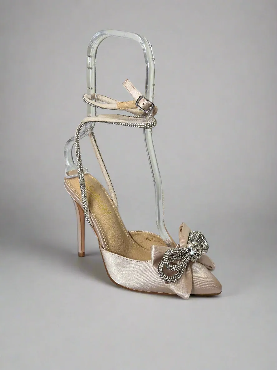 Aila's Heels