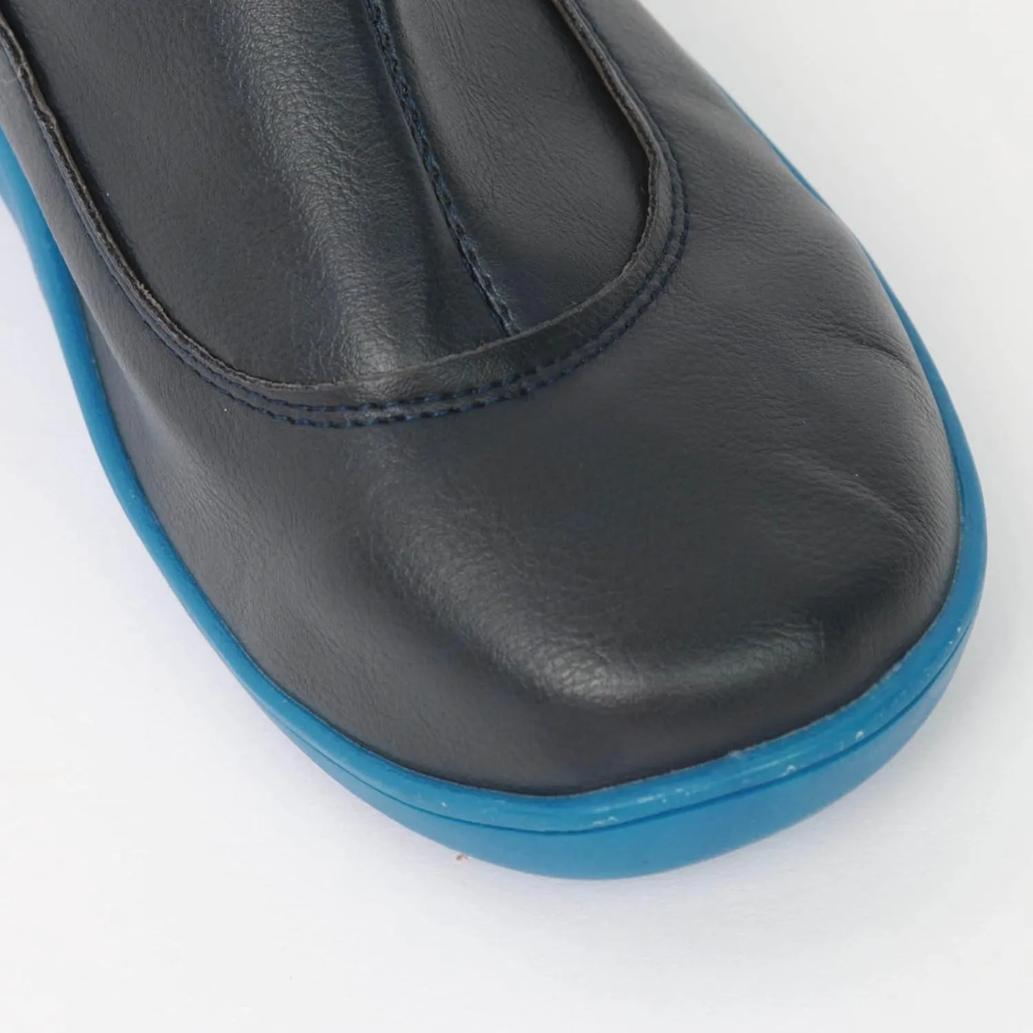 AMDBEL Boots for Women Ankle Booties No Heel Premium Orthopedic Shoes Arch Support Leather Comfortable Side Zip Winter Boots