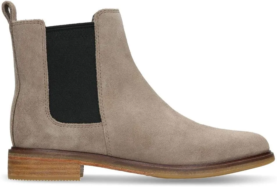 Clarks Womens Clarkdale Arlo Suede Pull On Chelsea Boots Taupe 8.5 Medium (B,M)