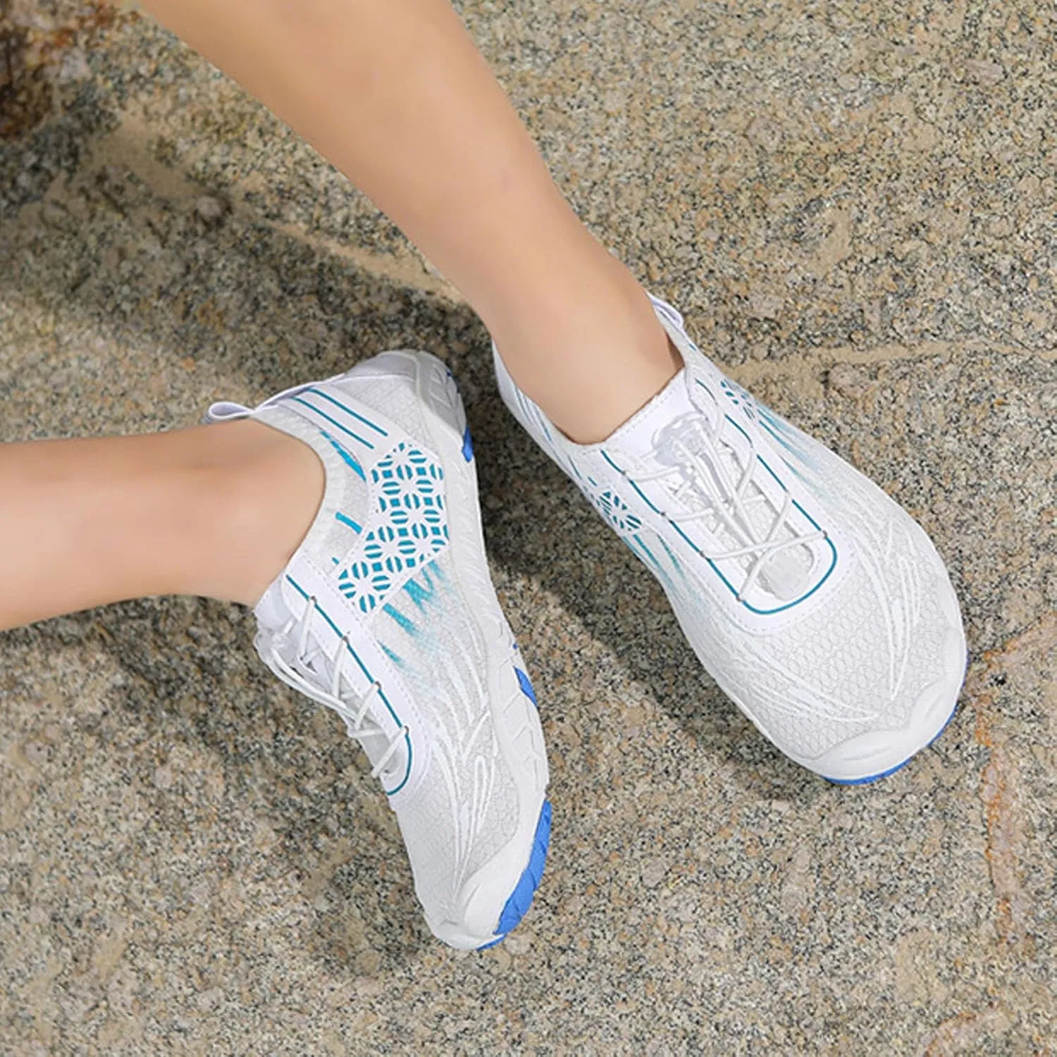 Couple Sports Shoes Outdoor Wading Non Slip Beach Shoes Diving Shoes Swimming Riding Women's Fresh Foam X-70 V1 Sneaker