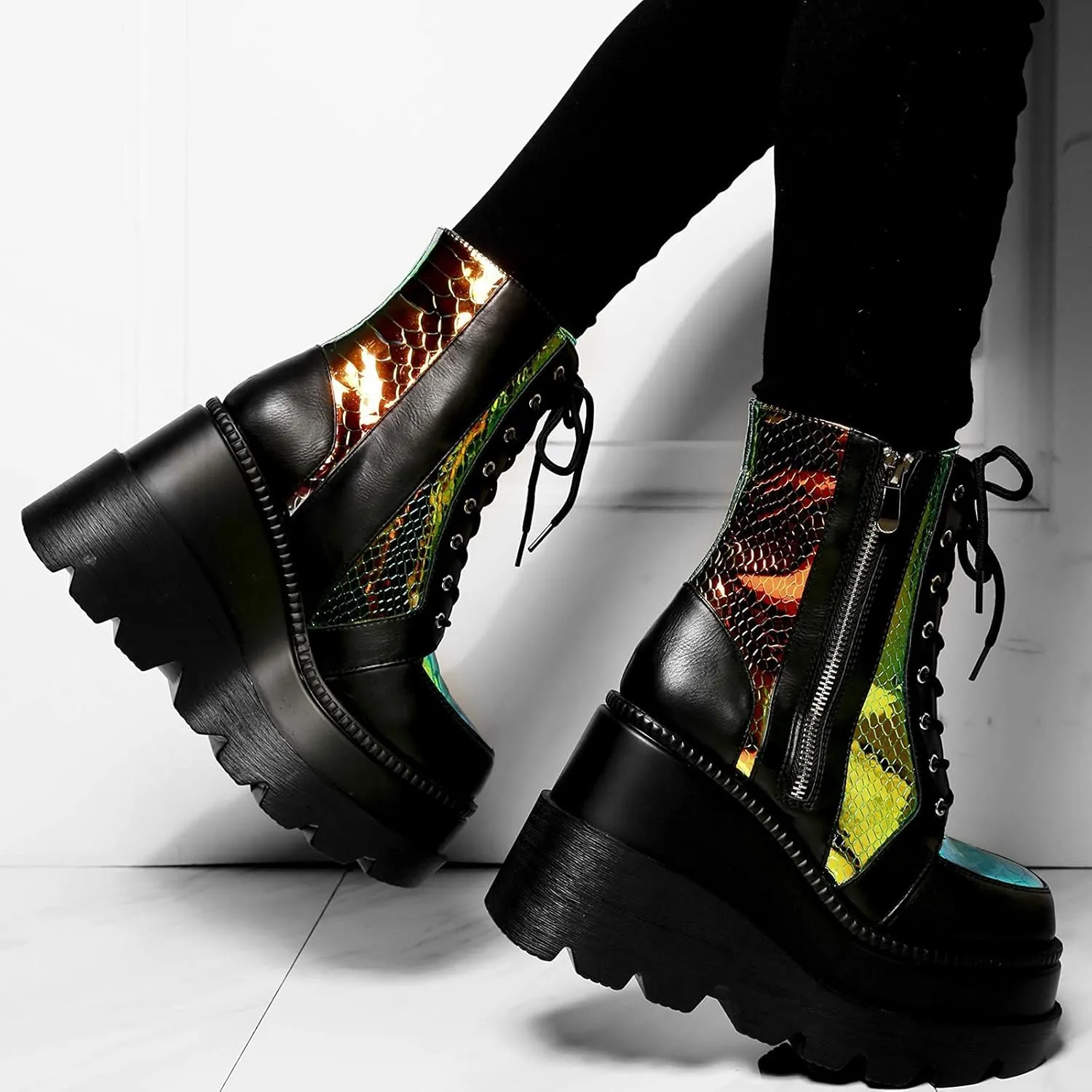 GUNIYIFS Womens Platform Ankle Boots Gothic Combat Boots Wedges Chunky Heel Booties Studded Buckle Lace Up Round Toe Boots