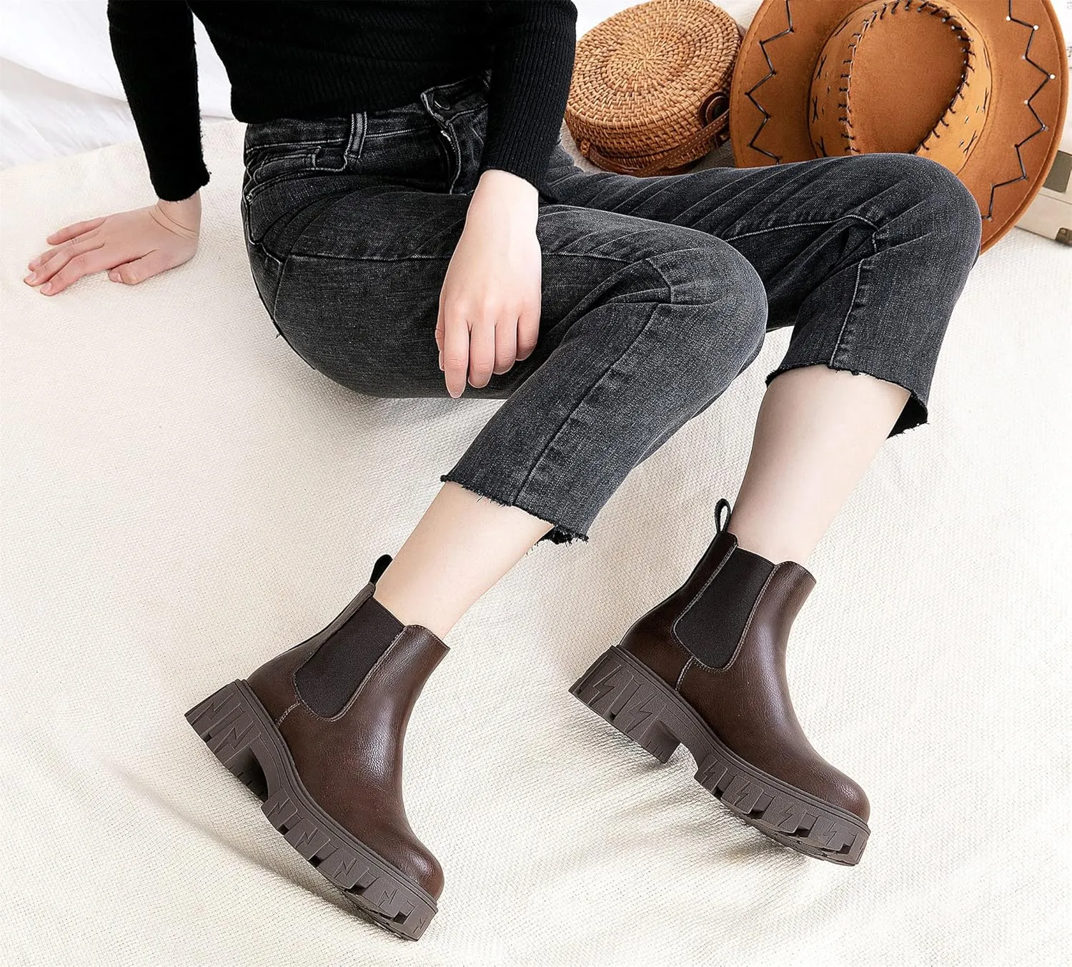 Jeossy Women's 9620 Chelsea Combat Boots, Platform Ankle Boots Chunky Heel, Fashion Lug Sole Slip on Booties with Elastic Band