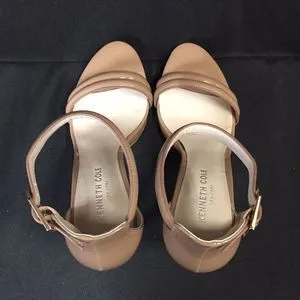 Kenneth Cole New York Brooke Dress Pump, Buff 9