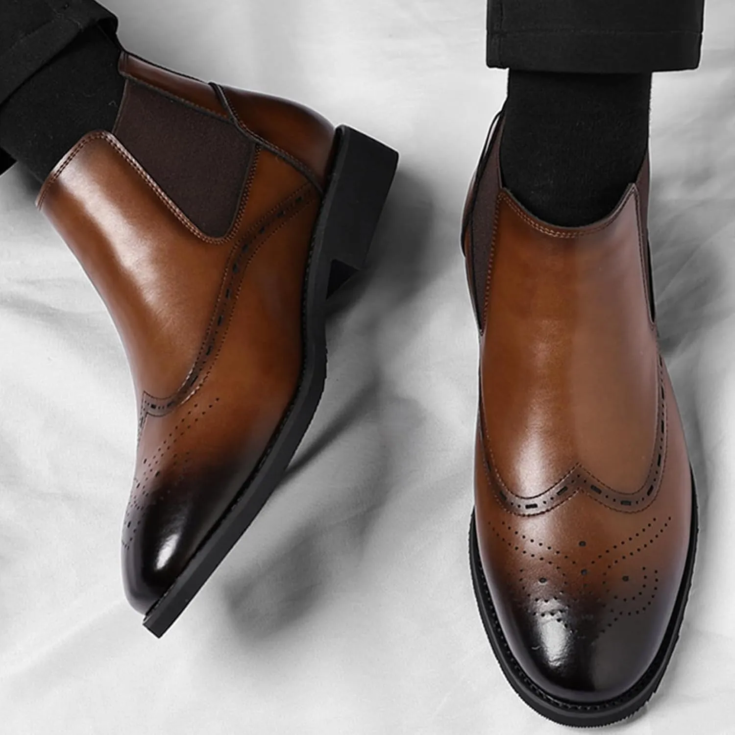 Men's Leather Wingtip Dress Chelsea Boots Casual Pointed Toe Warm Fur Lined Brogue Ankle Boots Fall Winter Business Non Slip Formal Chelsea Boots
