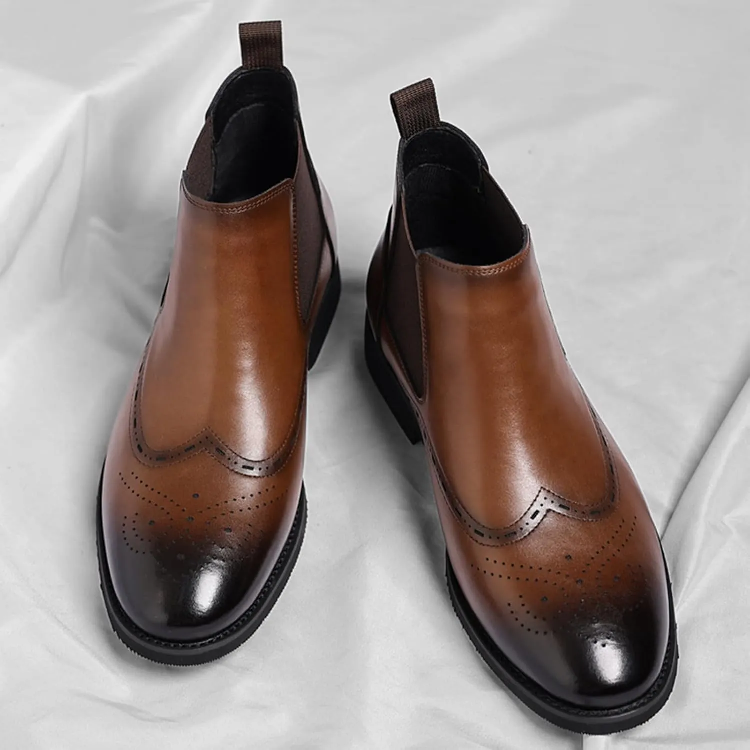 Men's Leather Wingtip Dress Chelsea Boots Casual Pointed Toe Warm Fur Lined Brogue Ankle Boots Fall Winter Business Non Slip Formal Chelsea Boots