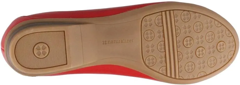 Naturalizer Women's Saban Slip-On Loafer