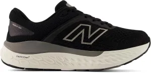 New Balance Women's Fresh Foam X 1540 v4 Running Shoe, Black/White, 9