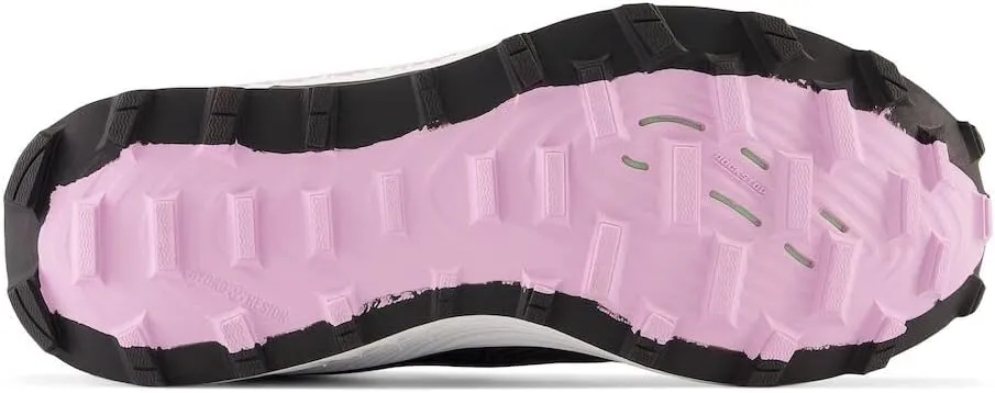 New Balance Women's FuelCell Summit Unknown V4 Trail Running Shoe