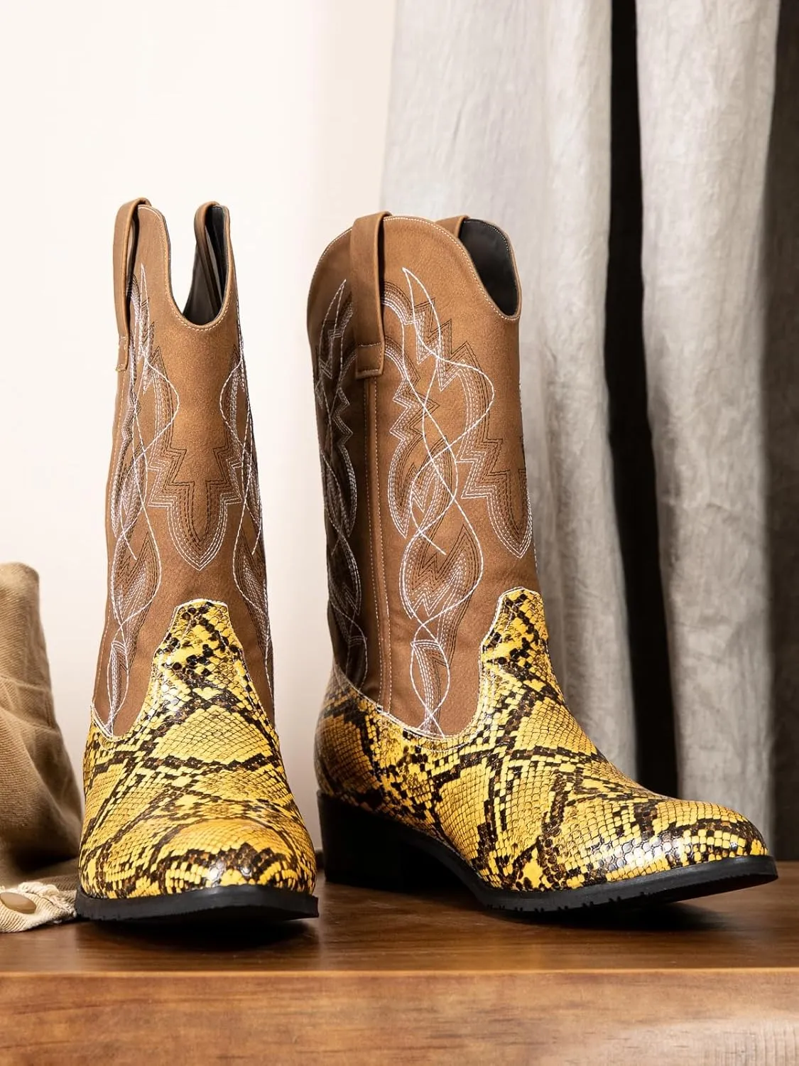 Python Manning Men's Boots Cowboy for Men Classic Pointed Toe Western Pull Up Snakeskin Embroidered Mid-Calf Boots
