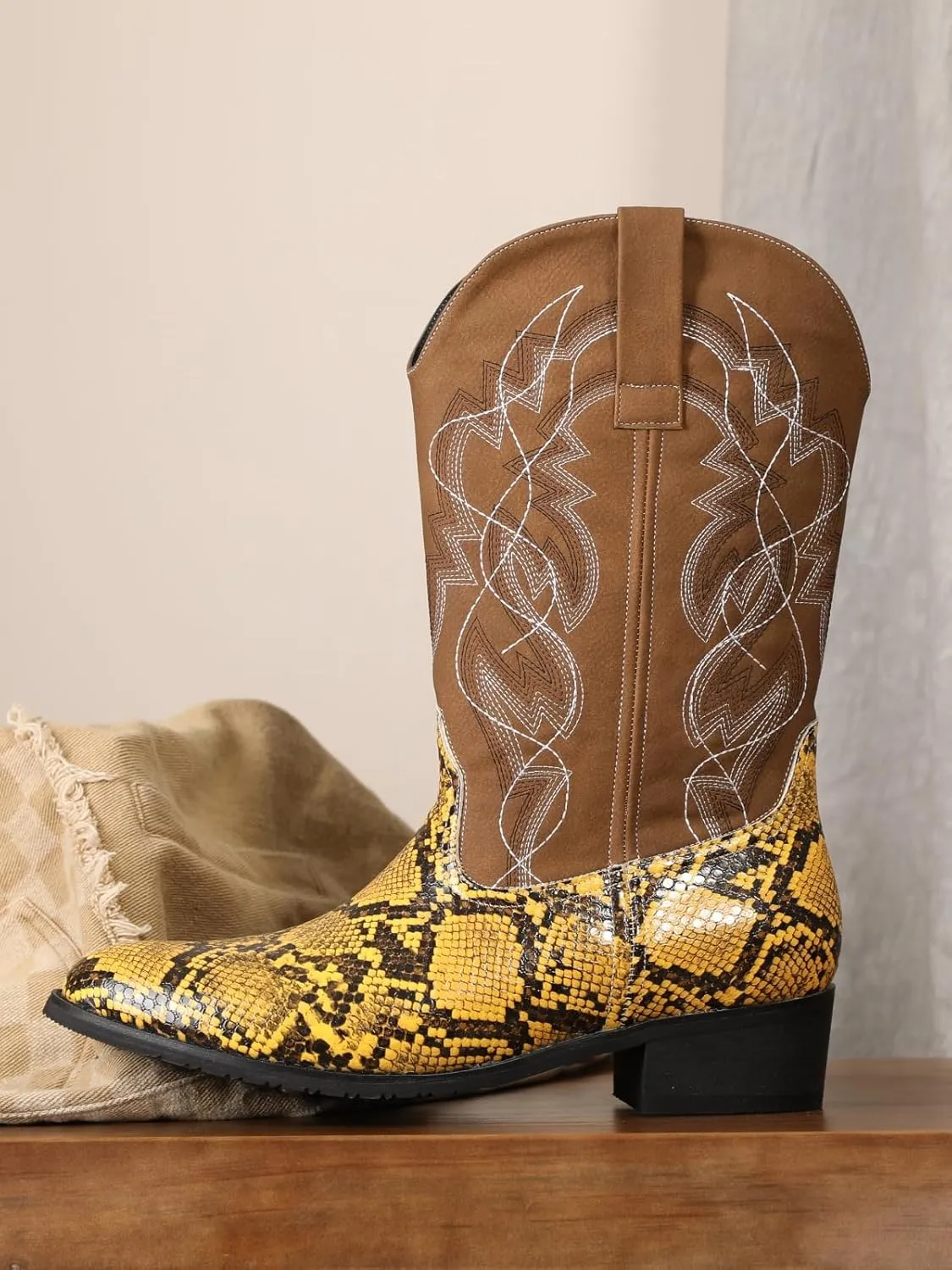 Python Manning Men's Boots Cowboy for Men Classic Pointed Toe Western Pull Up Snakeskin Embroidered Mid-Calf Boots