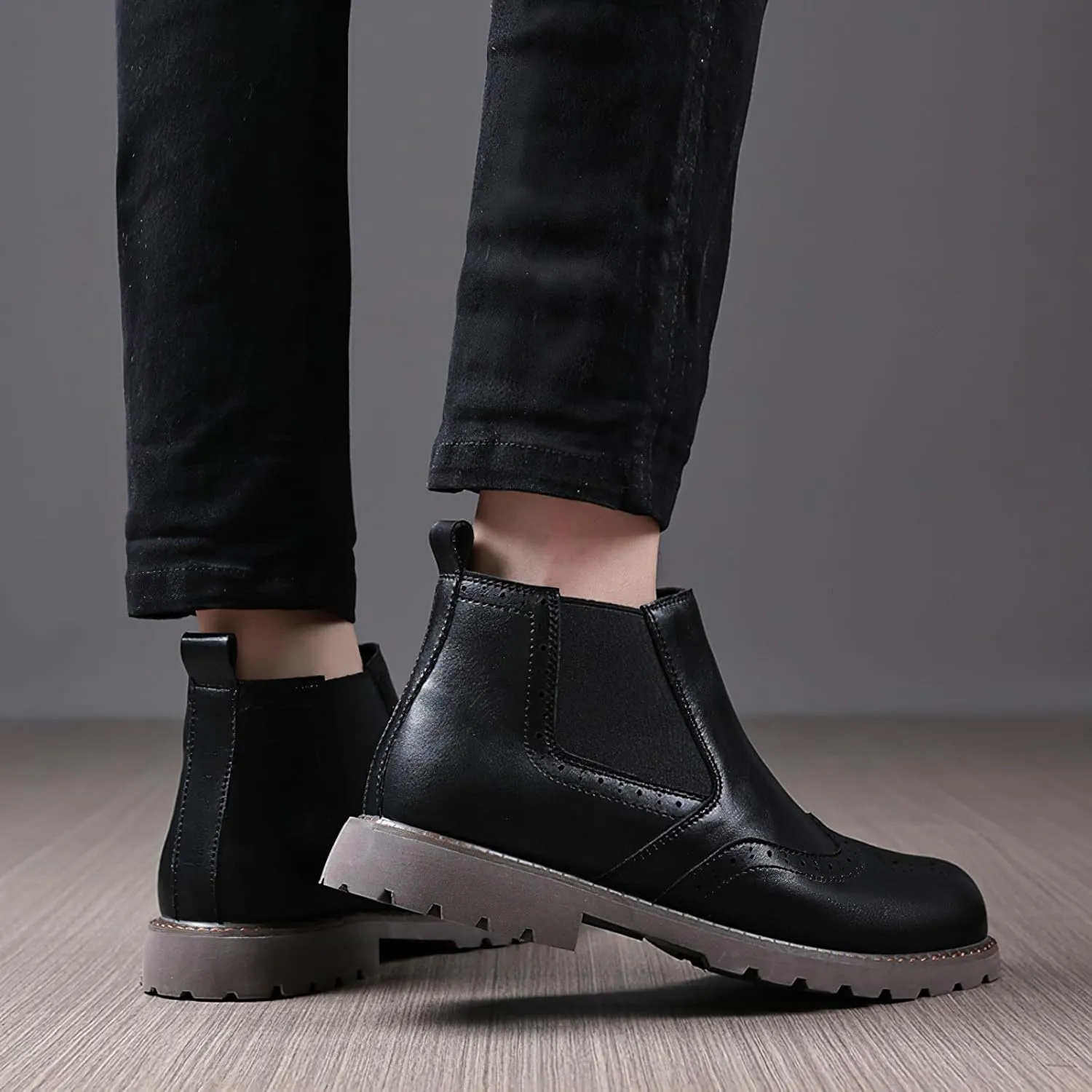 rismart Men's Chelsea Boots Slip-On Casual Dress Ankle Boots Round Toe Brogue Wingtip Design‌