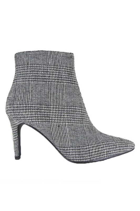 SALE - Success Pointed Toe Bootie