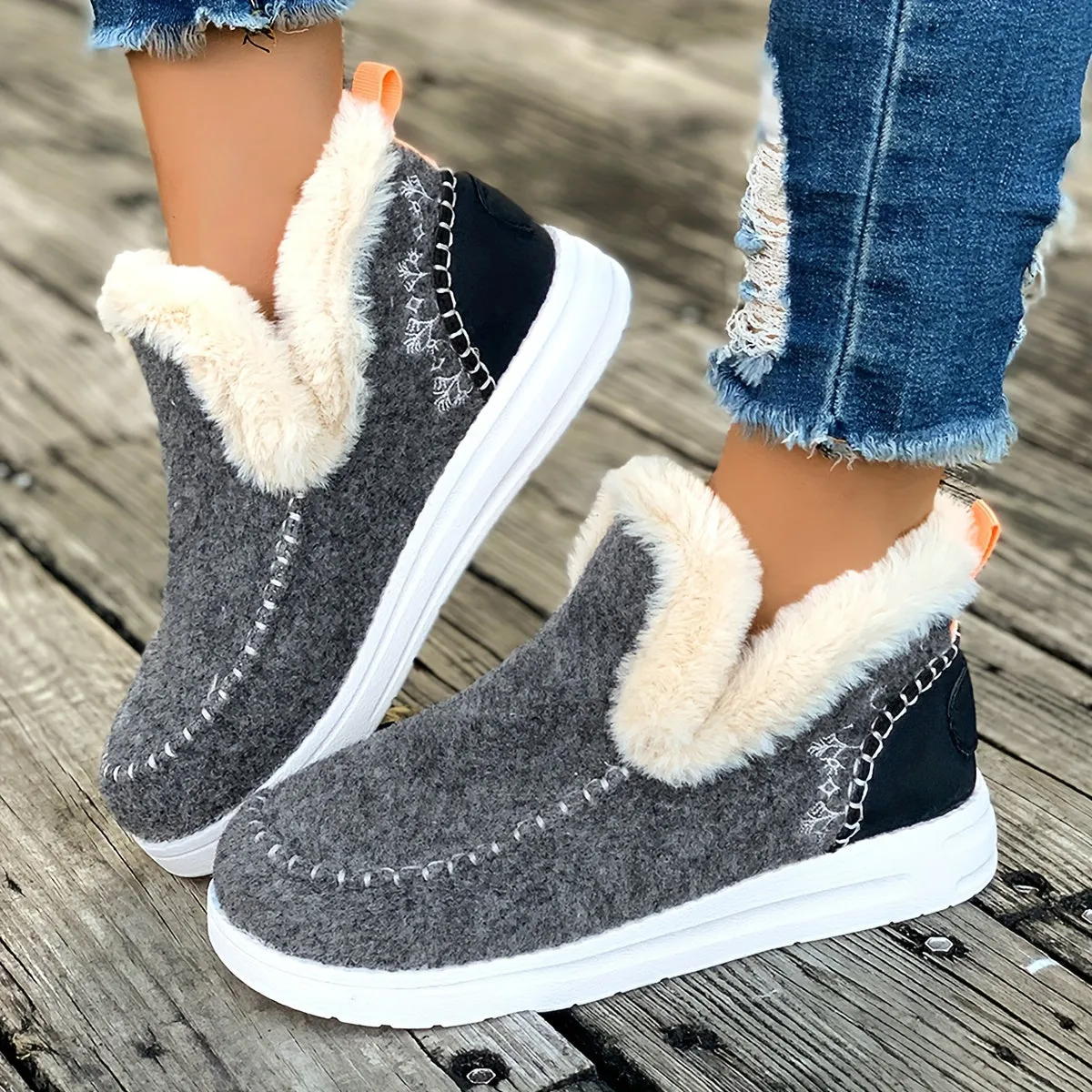 Supportive and stylish orthopedic summer footwear