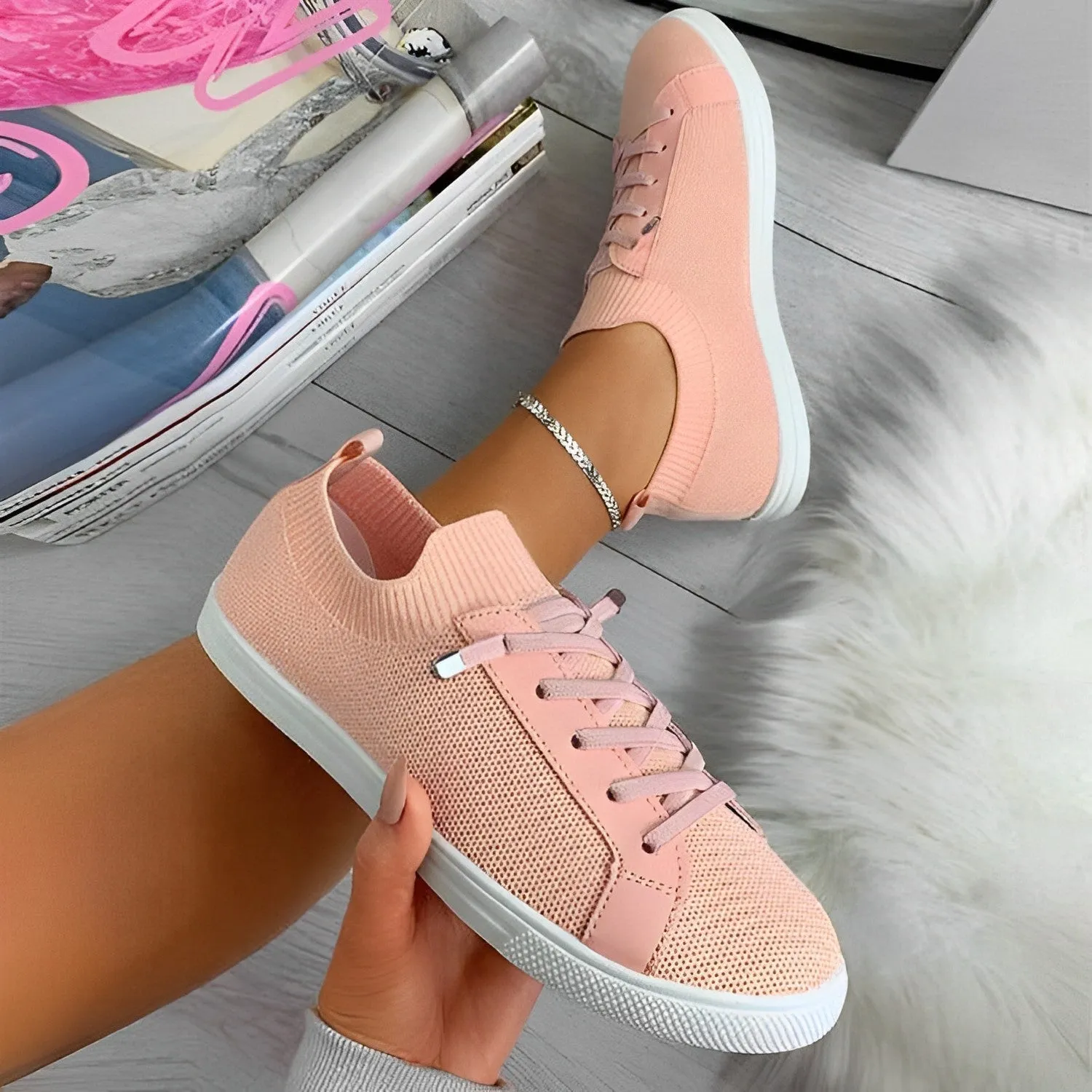 Trendy and supportive orthopedic Sneakers 