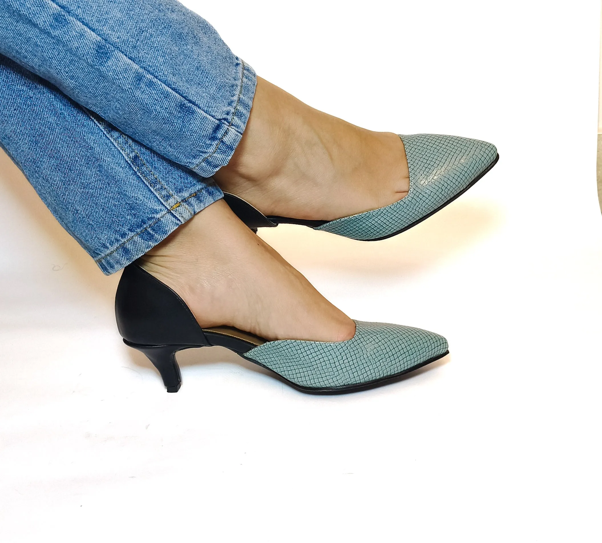 Turquoise Two-Tone Pointed Toe Heels 5cm heels