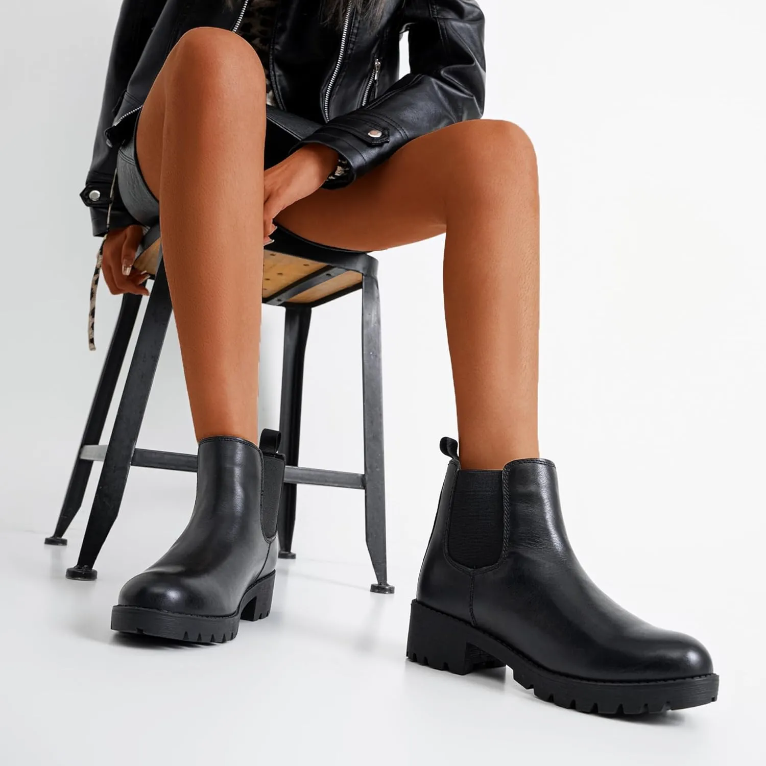 Vepose Women's 9607 Chelsea Ankle Boots Pull-On Booties for Women
