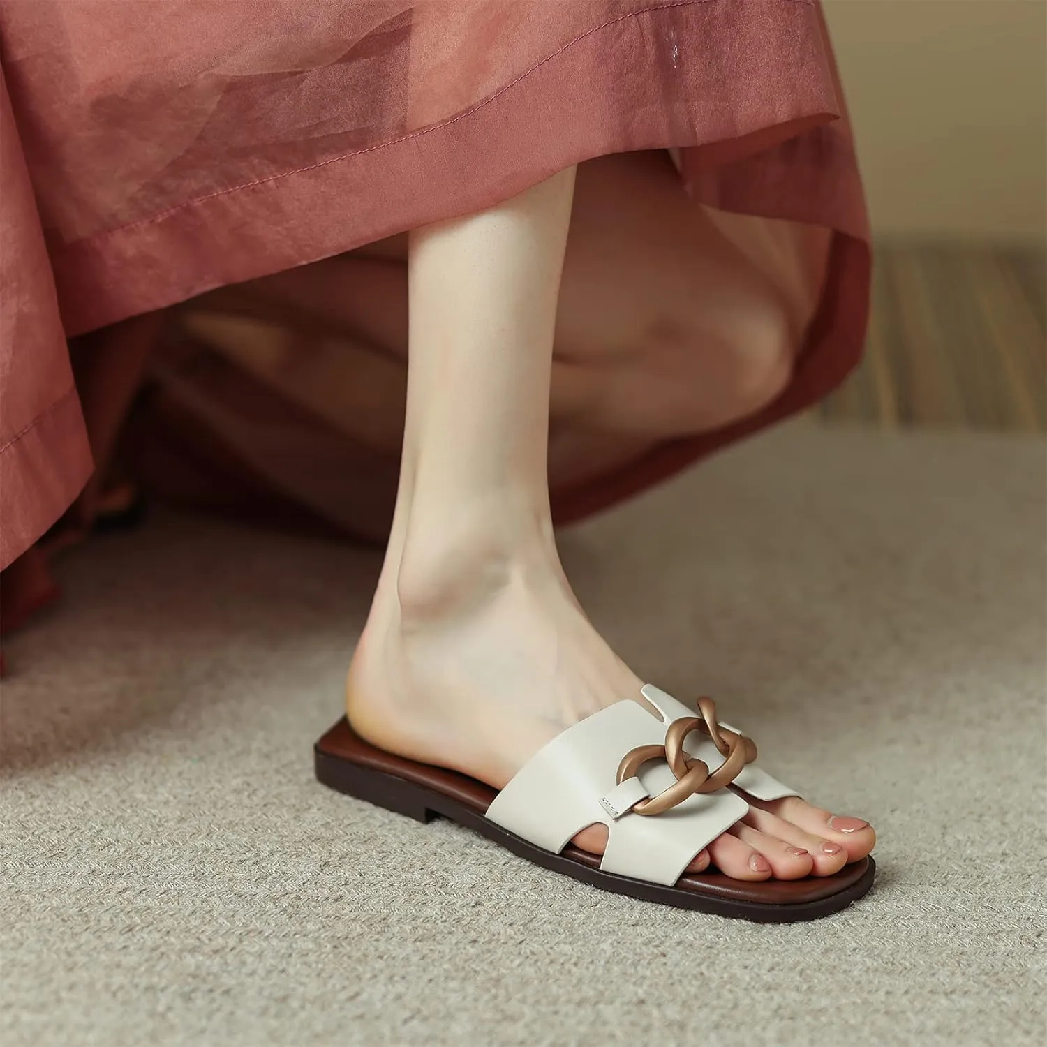 Vertundy Women's Flat Slide Sandals Square Open Toe Low Heel Metal Chain Slip on Slippers Single Band Casual Shoes Comfortable Summer Shoes