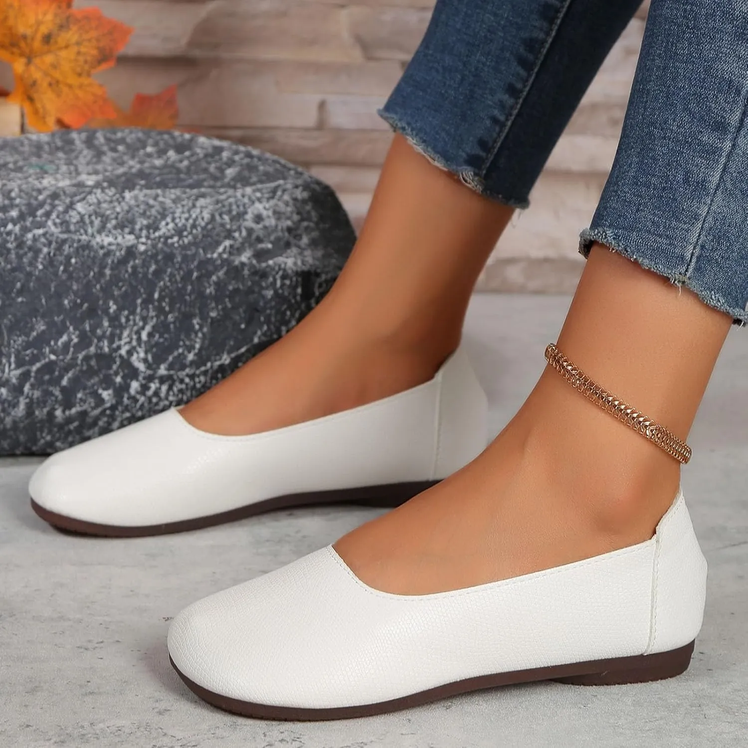 Women's Casual Loafers Cute Slip On Comfort Walking Flats Leather Driving Dress Shoes Fashion Closed Toe Boat Shoes