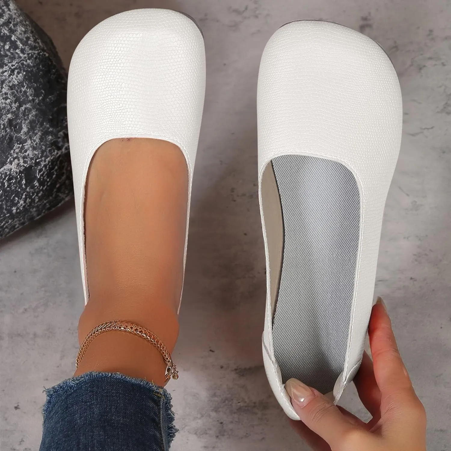 Women's Casual Loafers Cute Slip On Comfort Walking Flats Leather Driving Dress Shoes Fashion Closed Toe Boat Shoes