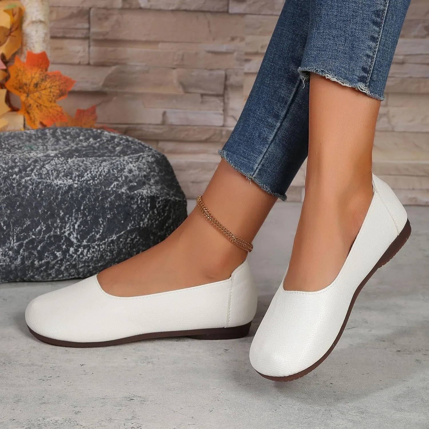 Women's Casual Loafers Cute Slip On Comfort Walking Flats Leather Driving Dress Shoes Fashion Closed Toe Boat Shoes