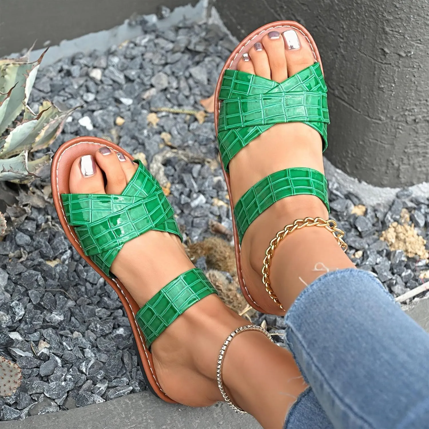 Women's Fashion Slide Sandal Crocodile Pattern Slip On Slides Crisscross Casual Dressy PU Leather Sandals for Summer