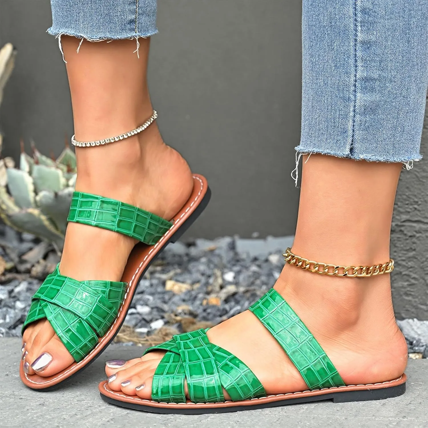 Women's Fashion Slide Sandal Crocodile Pattern Slip On Slides Crisscross Casual Dressy PU Leather Sandals for Summer