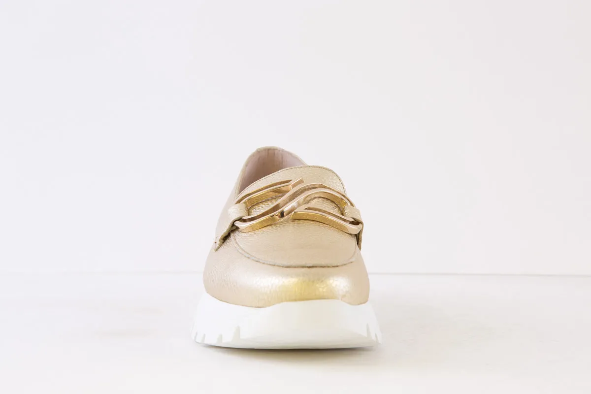WONDERS - A-2462 LOW WEDGE SLIP-ON LOAFER - GOLD